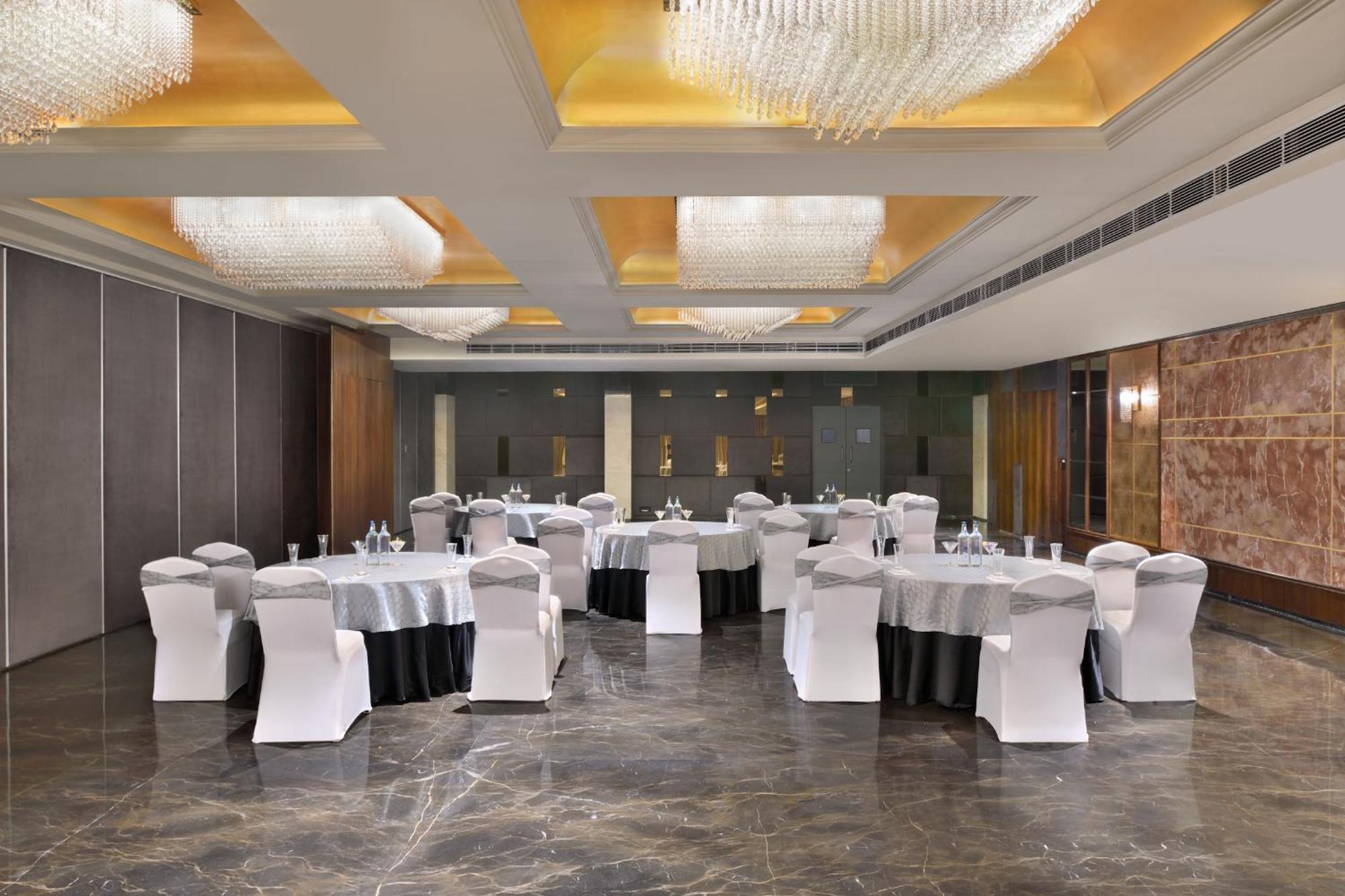 Novotel Jodhpur Iti Circle Exterior photo