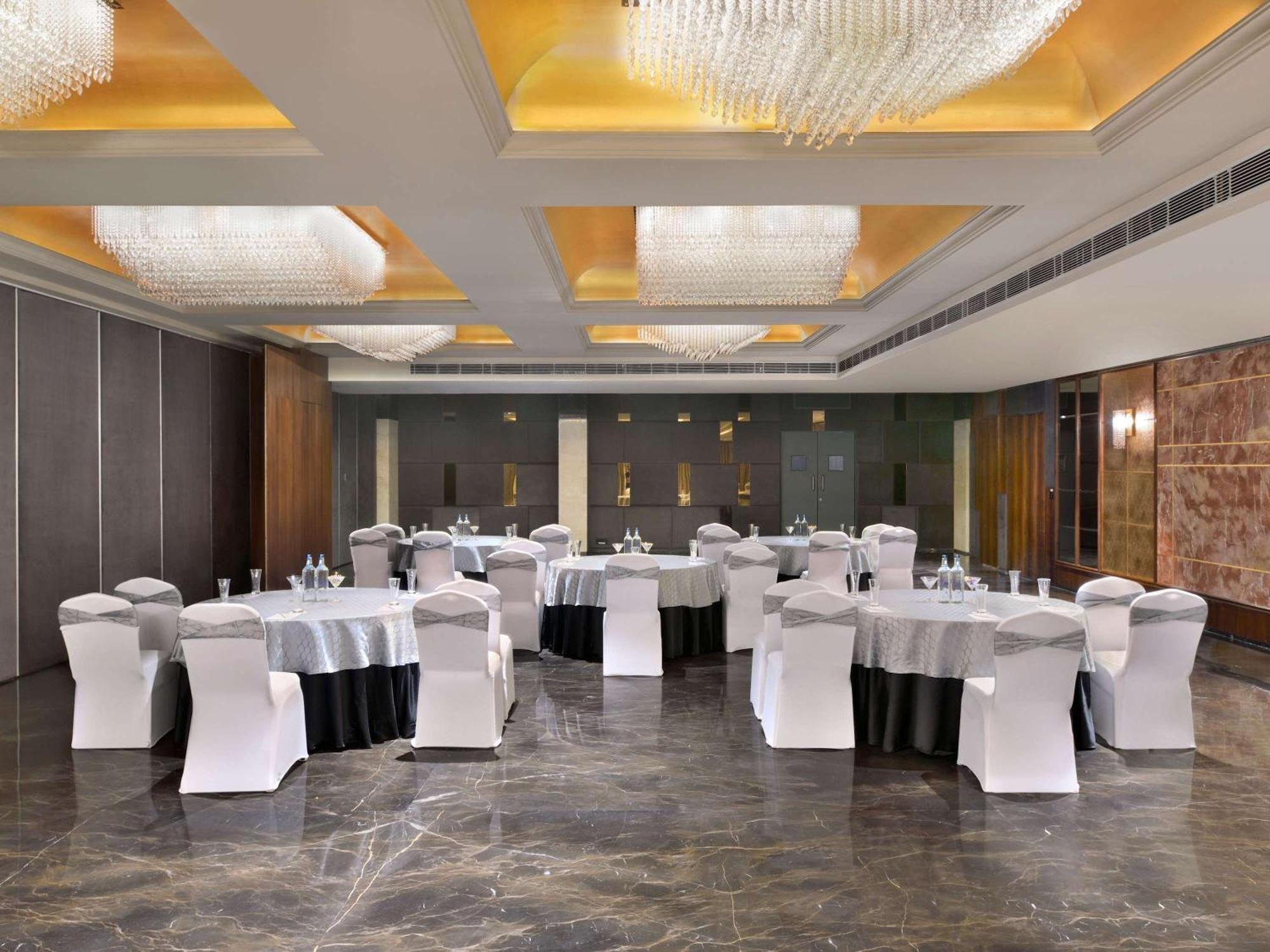 Novotel Jodhpur Iti Circle Exterior photo